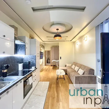 Apartment Urban Flat - 196 Saint Honore Paris