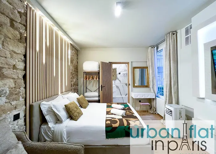 Urban Flat - 196 Saint Honore Apartment